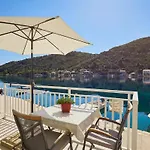 By The Sea Prozurska Luka - Mljet - 22332 דירה *